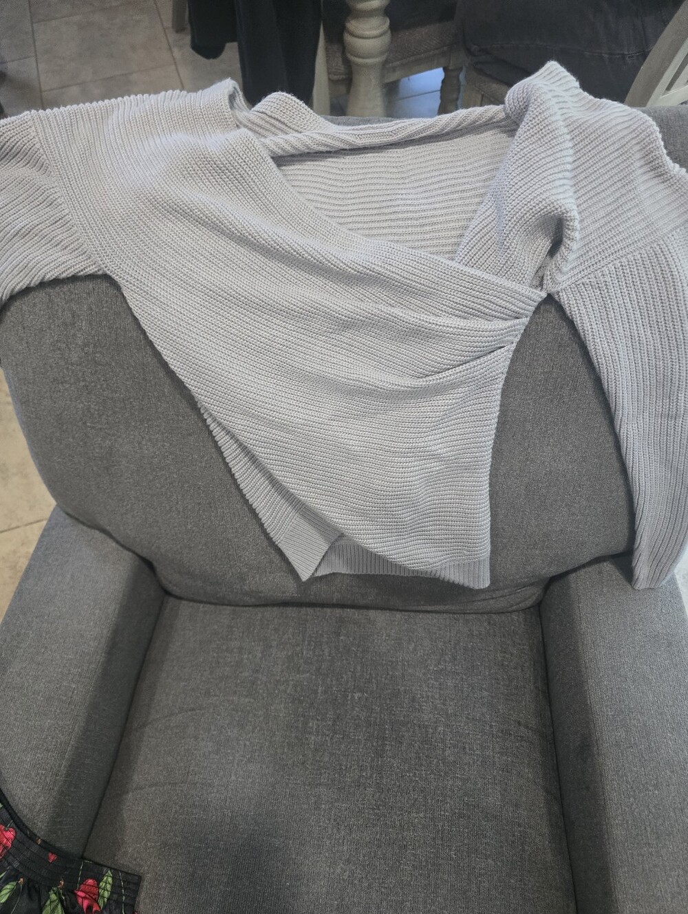 Source Unknown Light Gray Knit Wrap Sweater